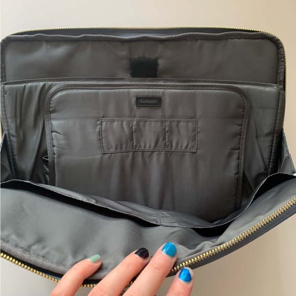 Van Goddy | Laptop case | Very padded, multiple pockets and sections | 18 “ - Picture 4 of 6